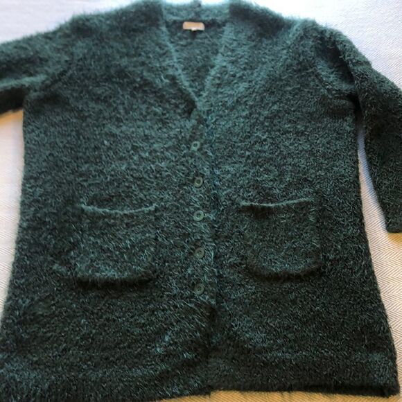 Skies are Blue Sz 0X Teal Green Blue Eyelash Cardigan Used Pit to Pit 24 1/2" - Picture 5 of 15